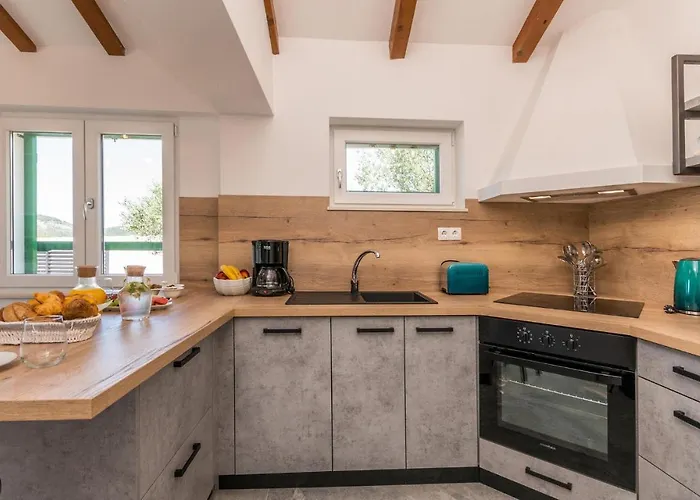 Дом отдыха Cozy In Gornje Rastane With Wifi Gorica (Zadar)