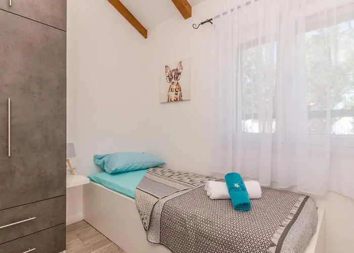 Cozy In Gornje Rastane With Wifi * Gorica (Zadar)