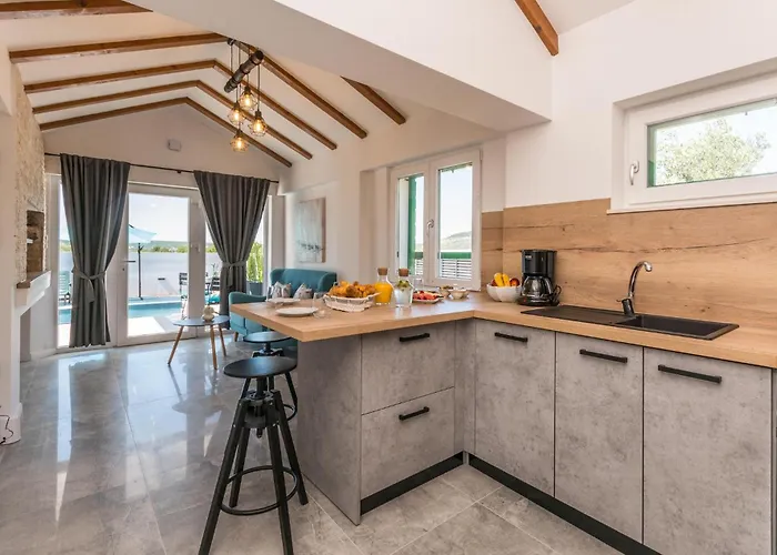 Дом отдыха Cozy In Gornje Rastane With Wifi Gorica (Zadar)