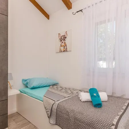 Cozy In Gornje Rastane * Gorica (Zadar)