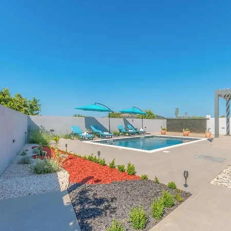 Feriehus Hyggeligt Hjem I Gornje Rastane Gorica (Zadar)
