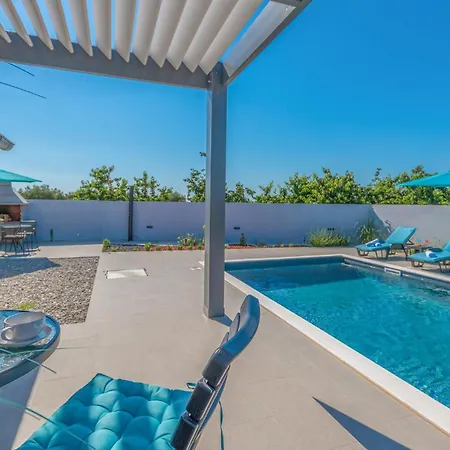 Cozy In Gornje Rastane With Wifi Gorica (Zadar)